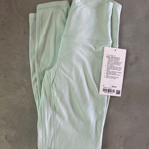 Lululemon Align HR 25” leggings, mint green, size 4, NWT - Picture 3 of 4